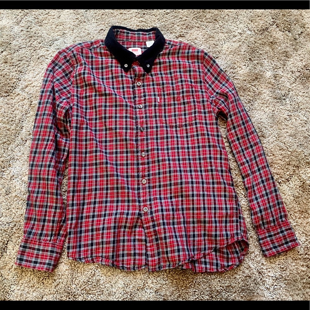 Levis Button Up Long Sleeve Flannel - Men’s Small